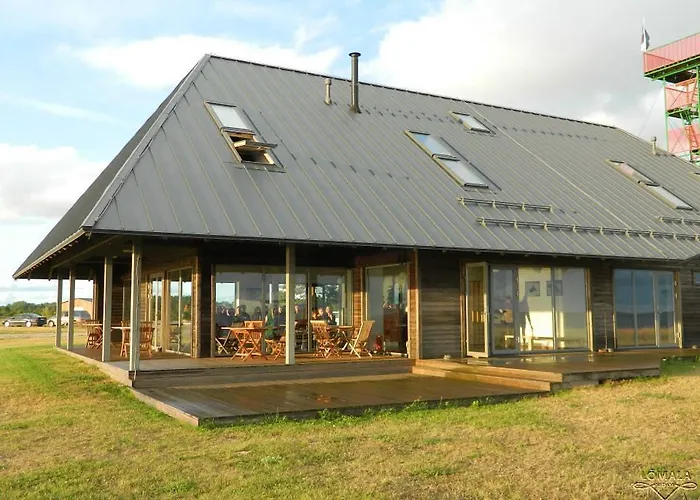 Harbor House Летний дом Lomala